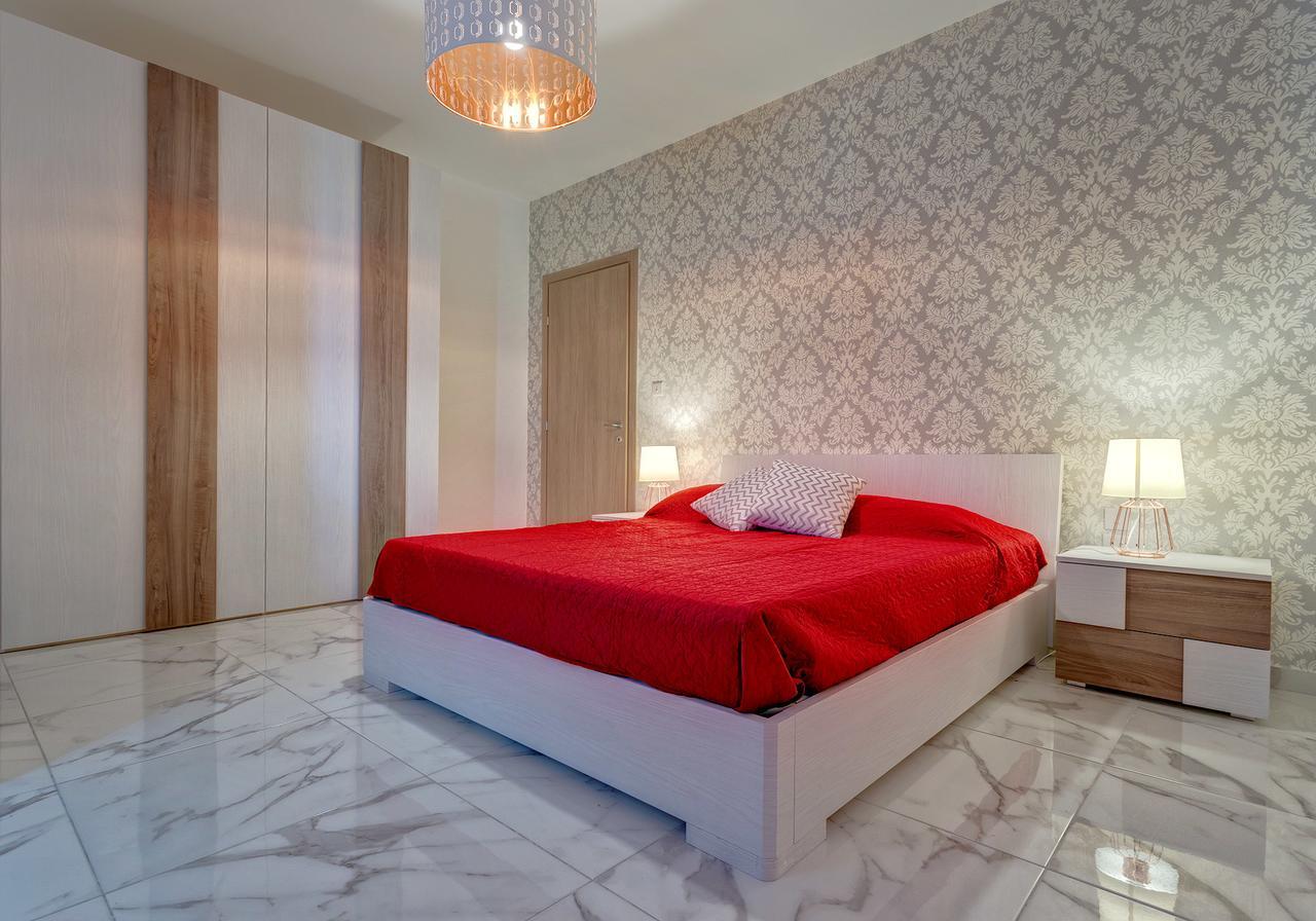 Marvelous 2 Bedroom Apartment By The Sea Qawra Kültér fotó